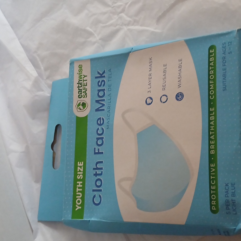 Earthwise Youth Size Cloth Face Mask NWT